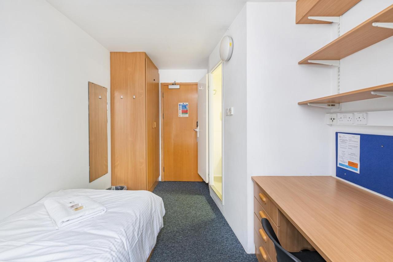 Vibrant Ensuite Rooms, Hatfield - Sk Luaran gambar